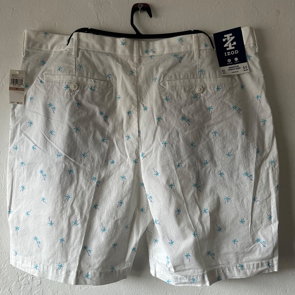 IZOD Printed Shorts Size 42 (M003) - Picture 5 of 5